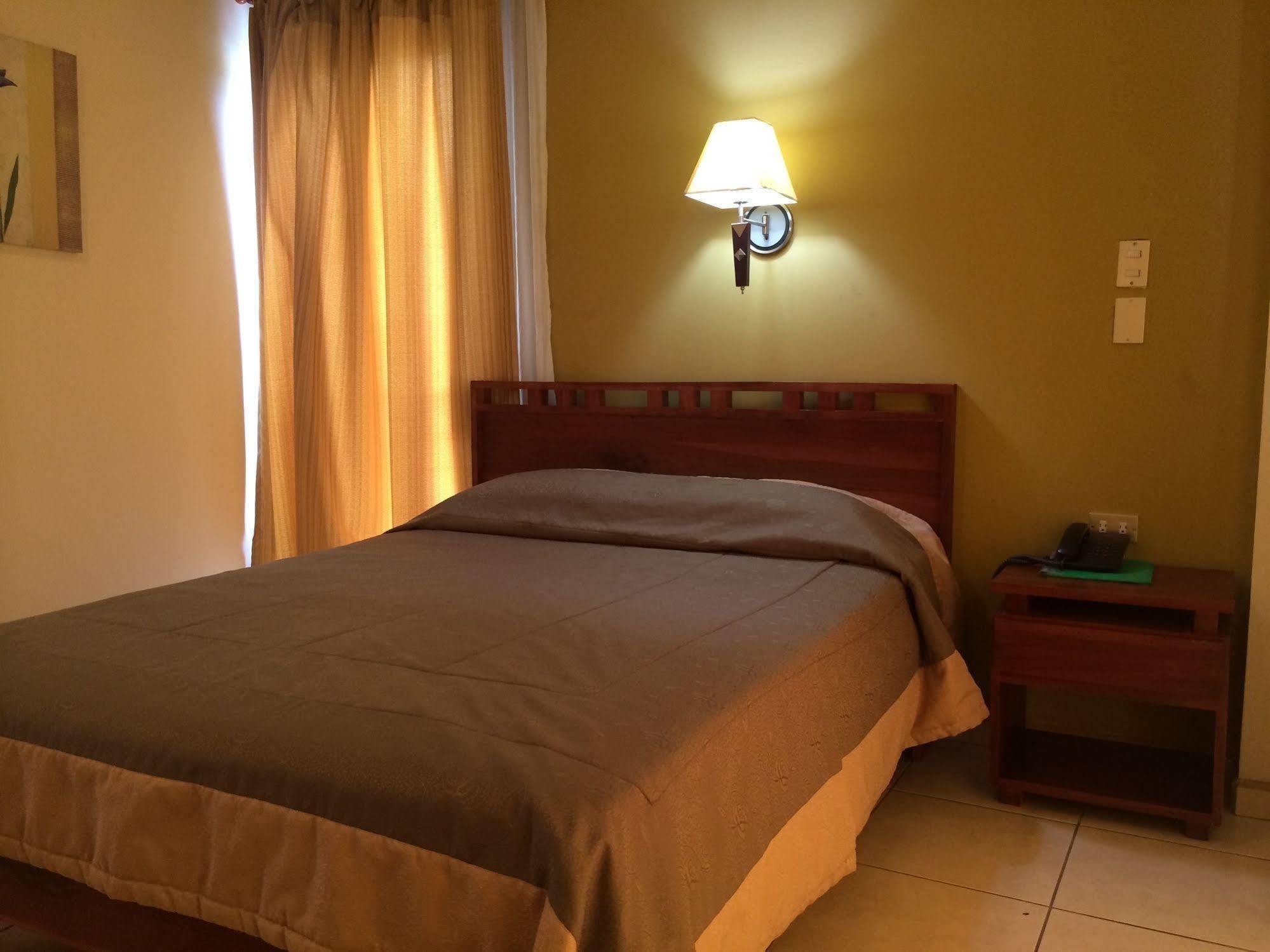 Hotel La Fortuna מראה חיצוני תמונה